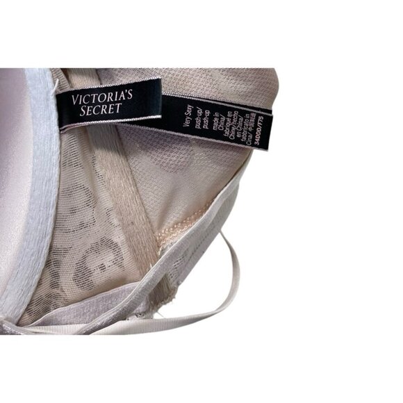 Victorias Secret Very Sexy Push Up Bra Lace Strappy Front Closure Size 34DDD - Picture 4 of 8
